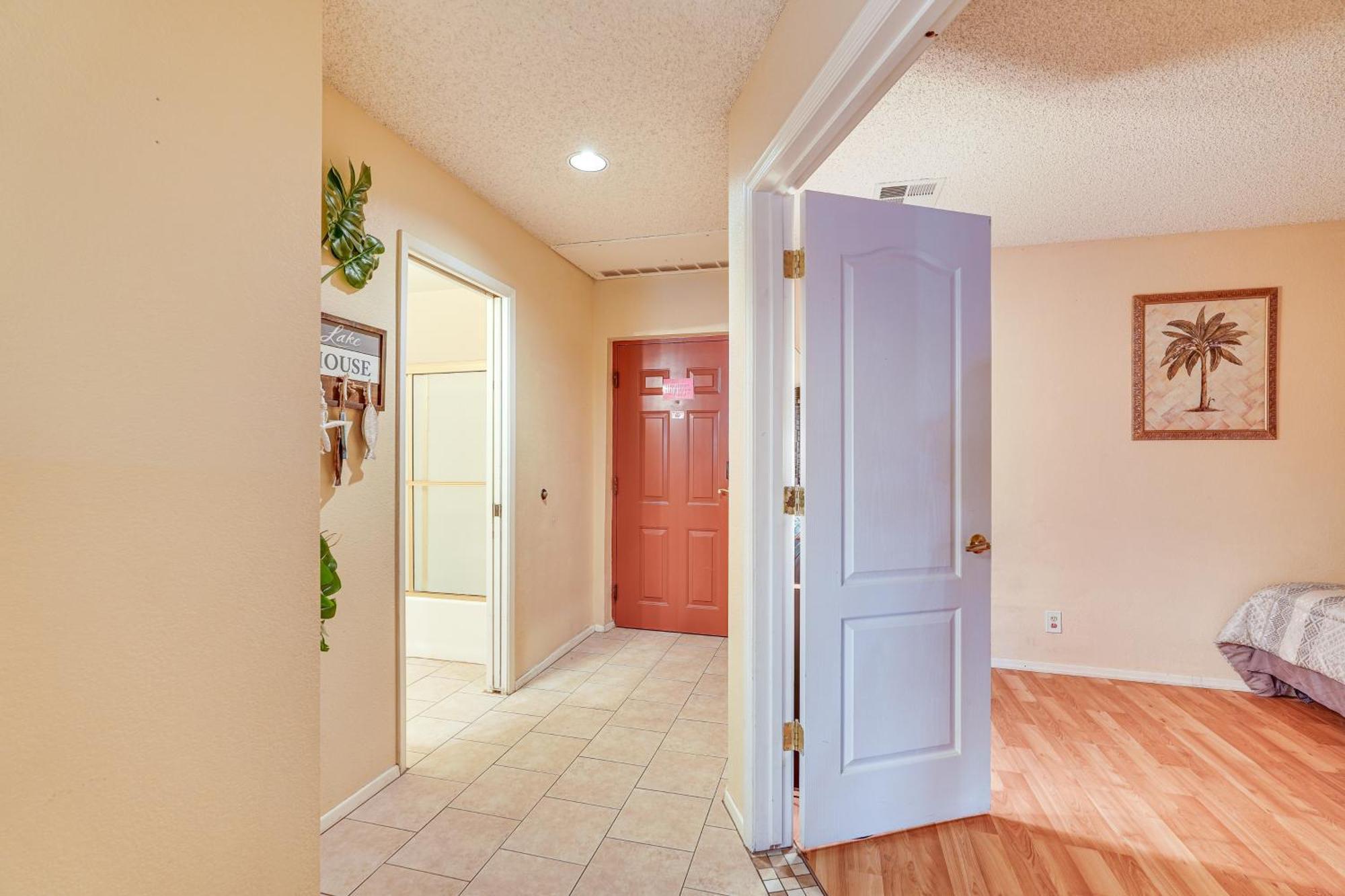 Queens Bay Resort Condo Walk To Golf, Pool, Beach Lake Havasu City Exterior photo